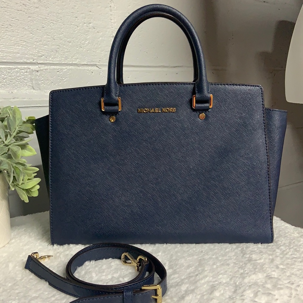 Michael Kors Selma Saffiano Shoulder Bag Purse